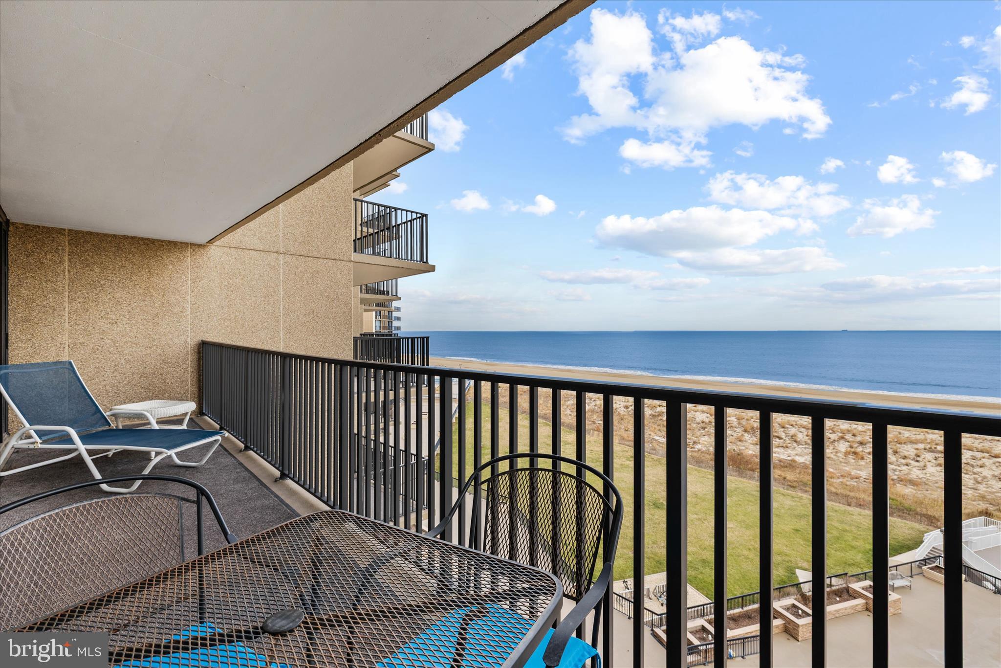 603N EDGEWATER HOUSE 603N