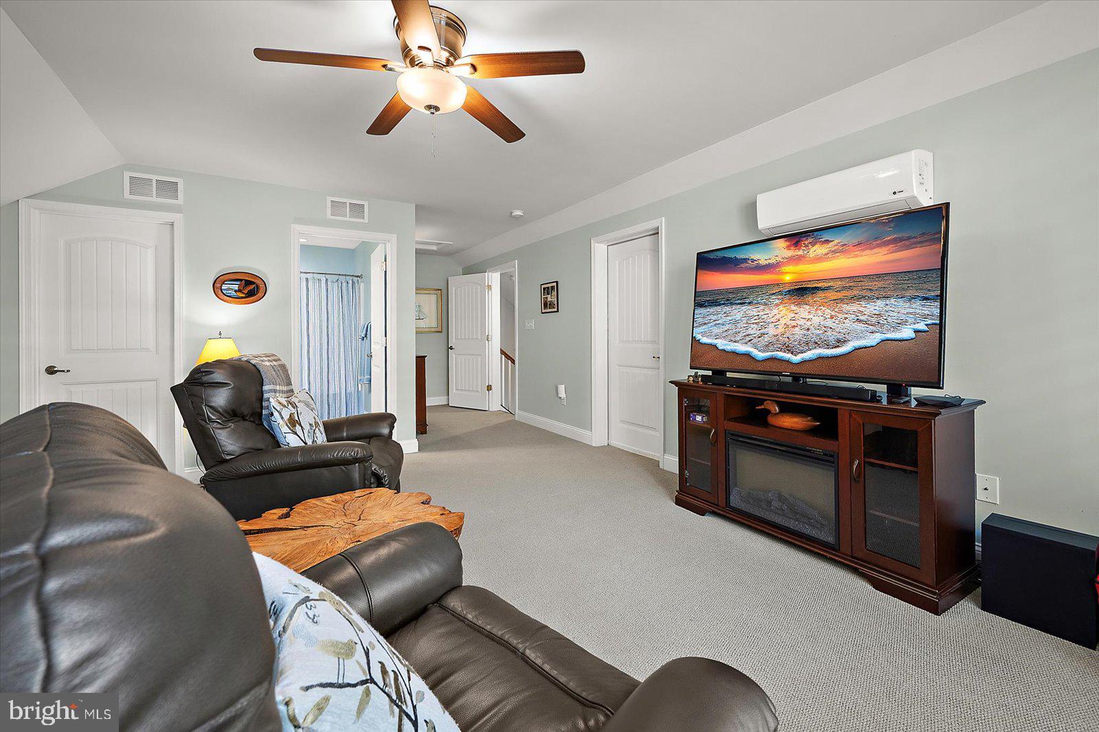 16125 ROCKPORT DRIVE