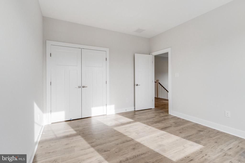 37828 CEDAR ROAD