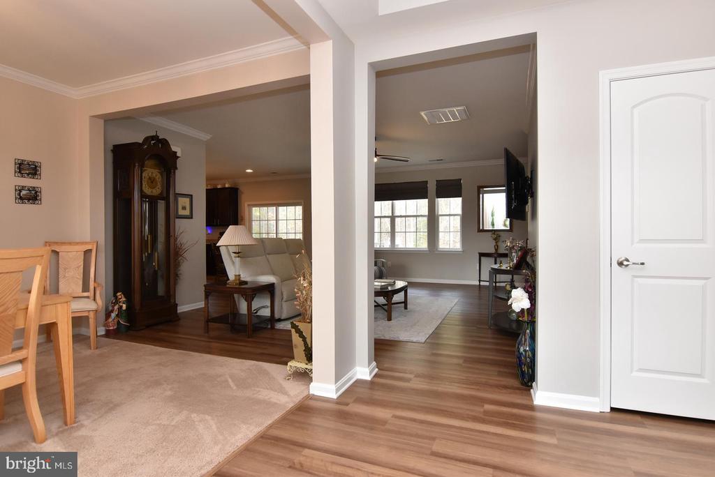 26468 E OLD GATE DRIVE