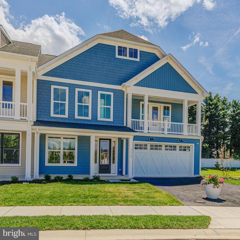 21520 CATTAIL DRIVE