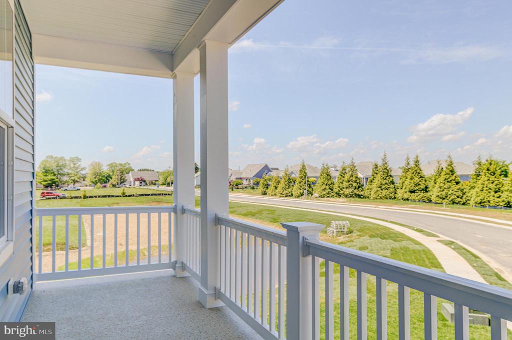 21520 CATTAIL DRIVE