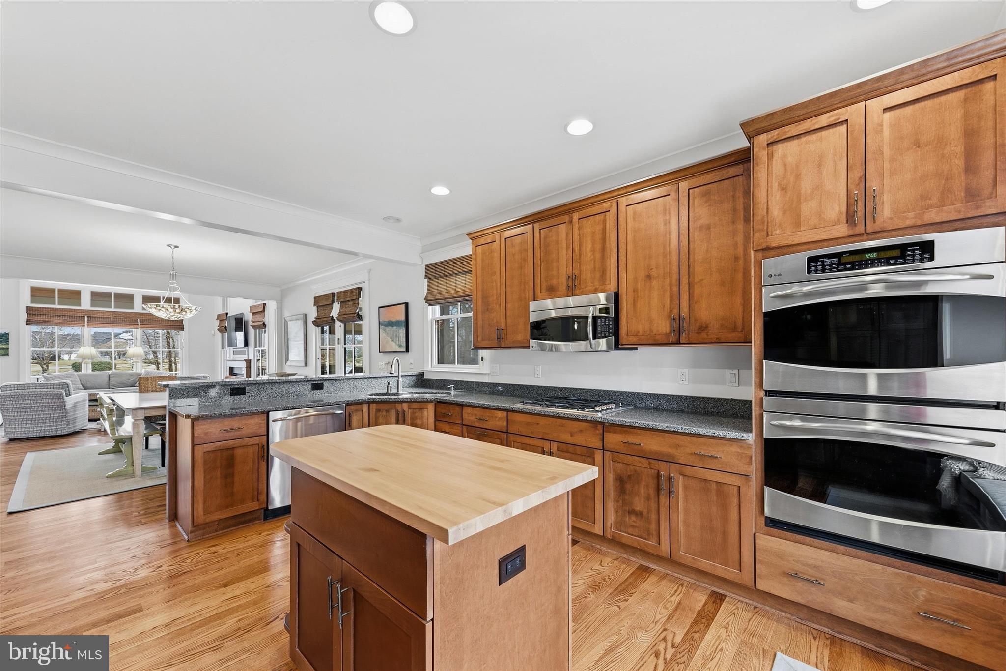 36041 INDIGO BUNTING COURT