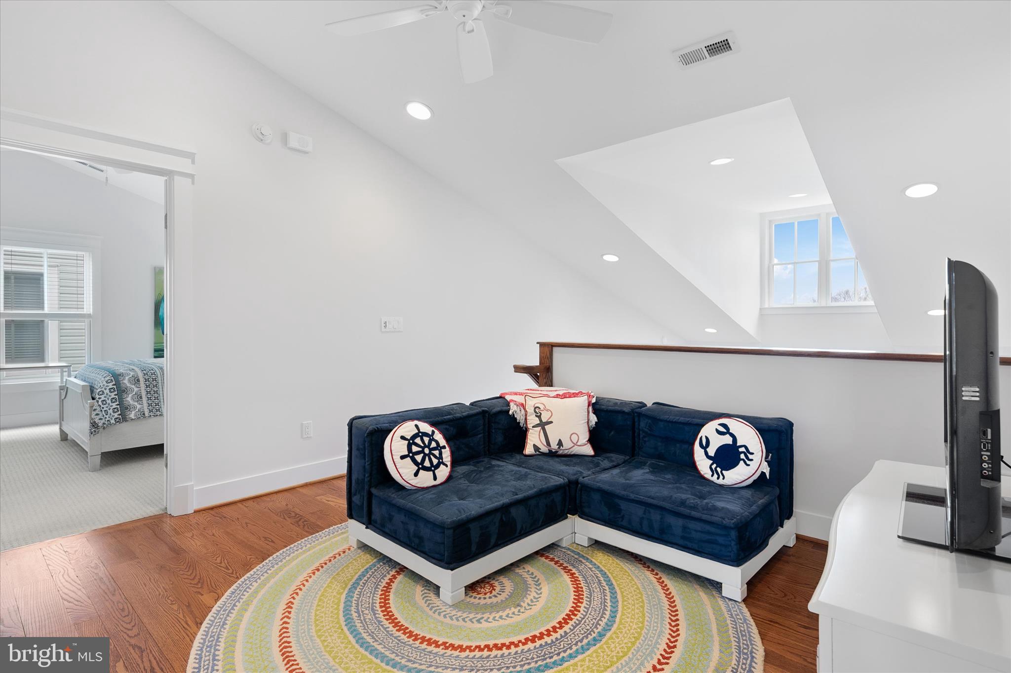 36041 INDIGO BUNTING COURT