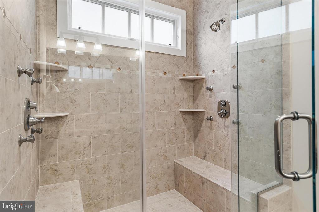 36041 INDIGO BUNTING COURT