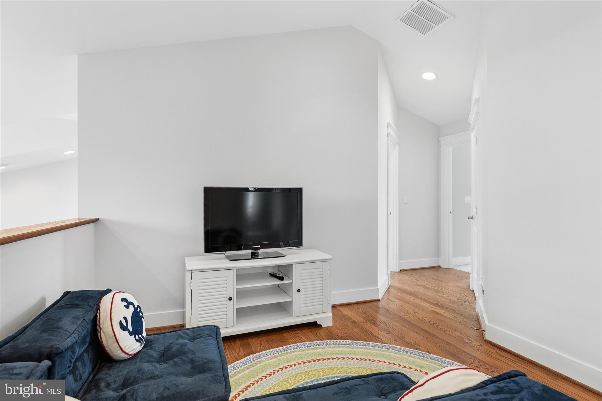 36041 INDIGO BUNTING COURT