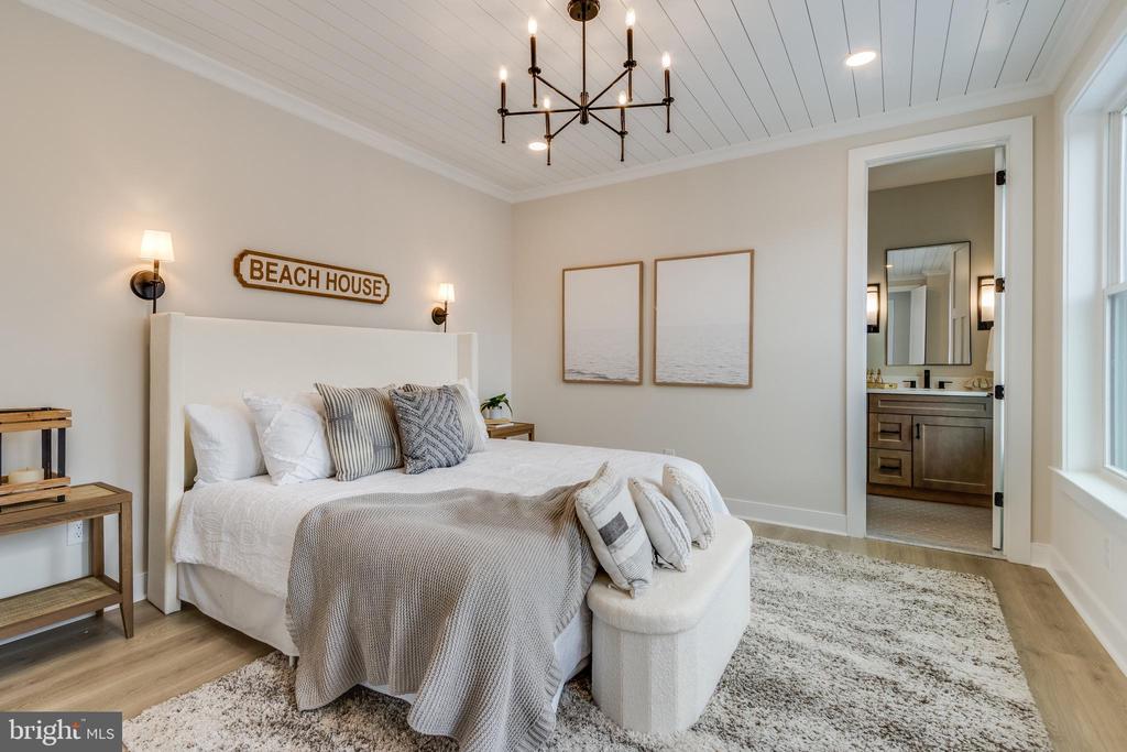 57 BAYSIDE DRIVE