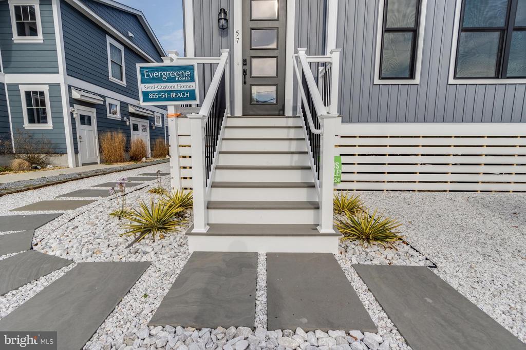 57 BAYSIDE DRIVE