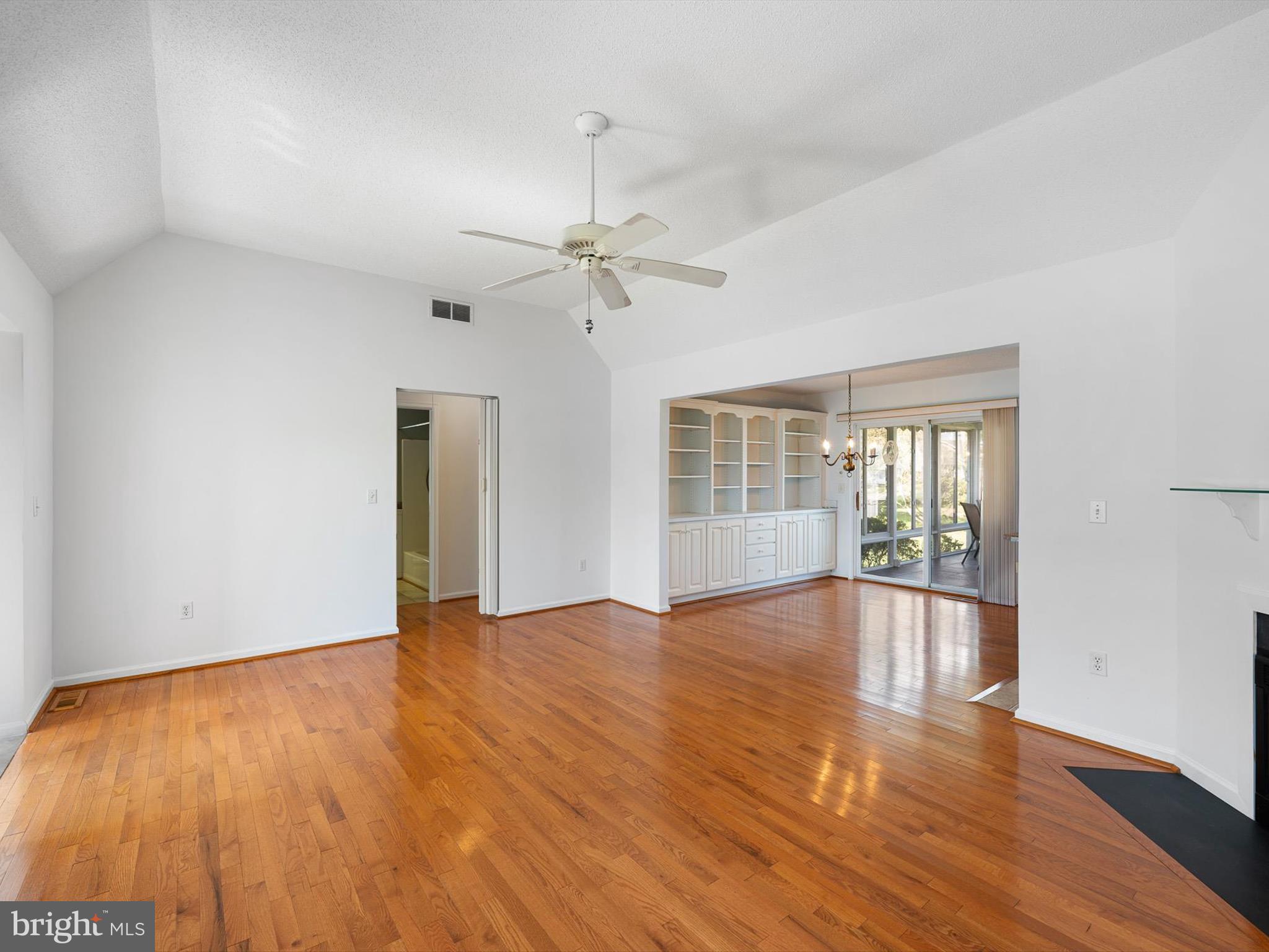 38280 WATERWAY DRIVE