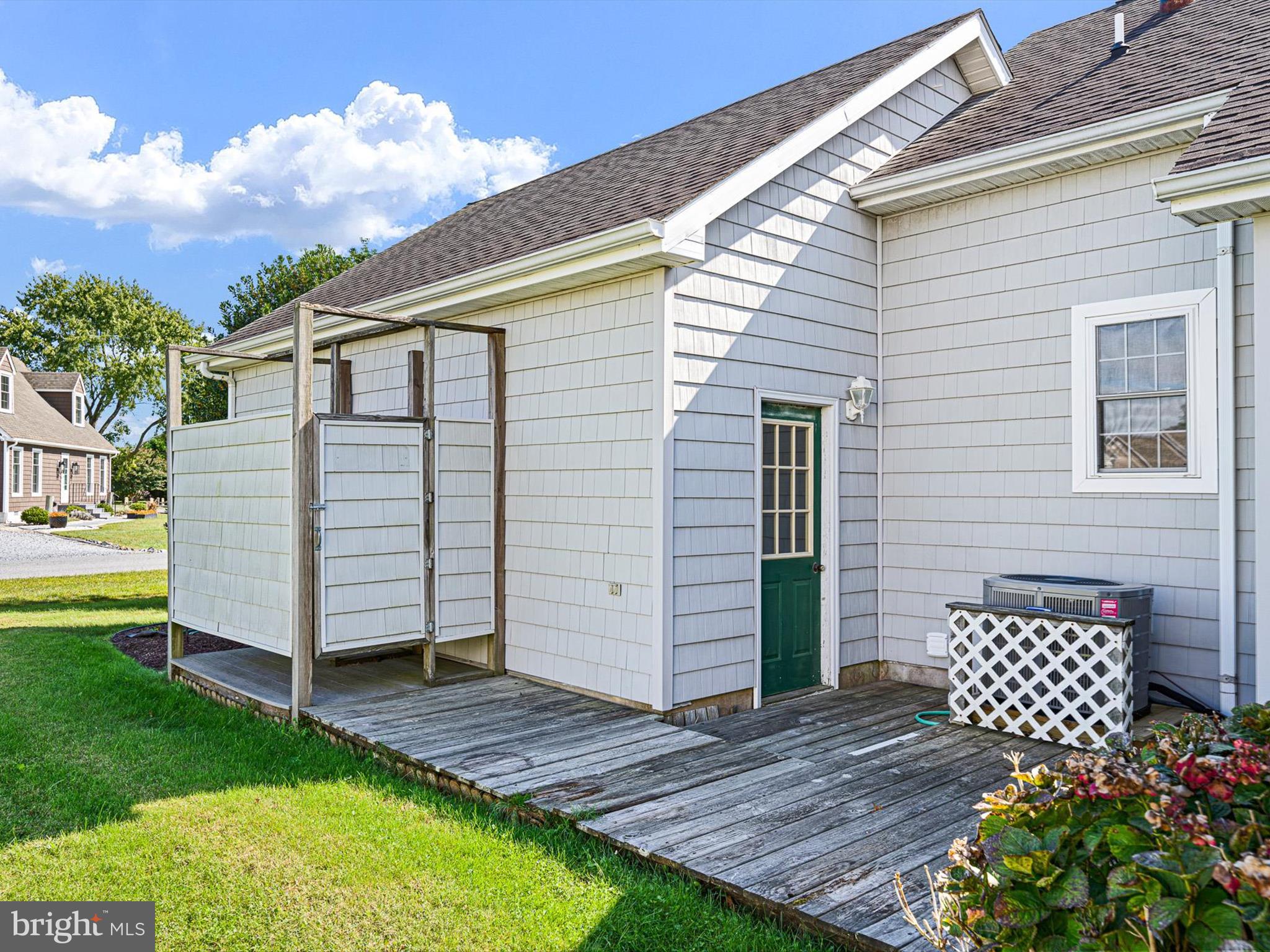 38280 WATERWAY DRIVE