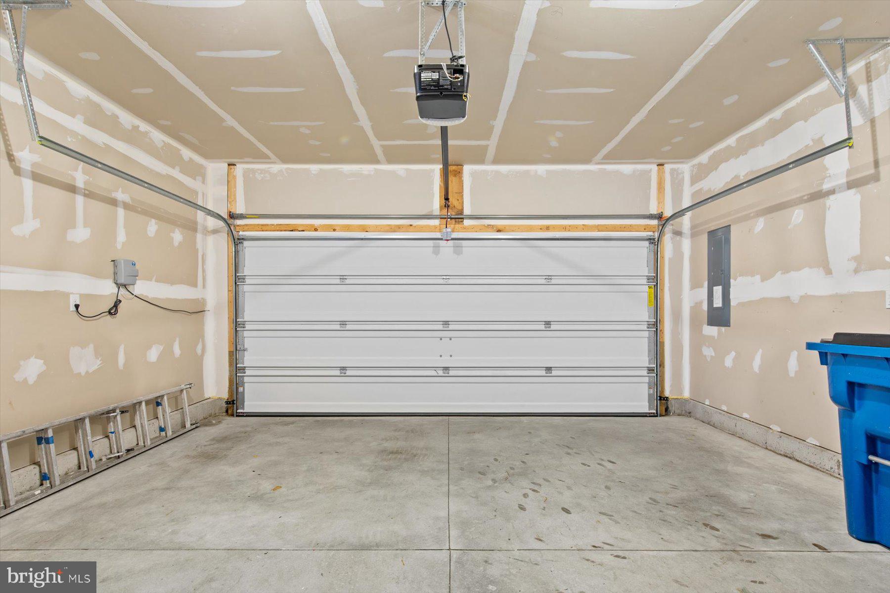 34310 GOOSEBERRY AVENUE