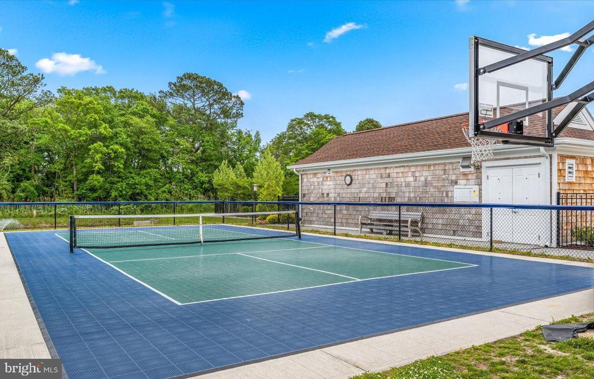 34310 GOOSEBERRY AVENUE