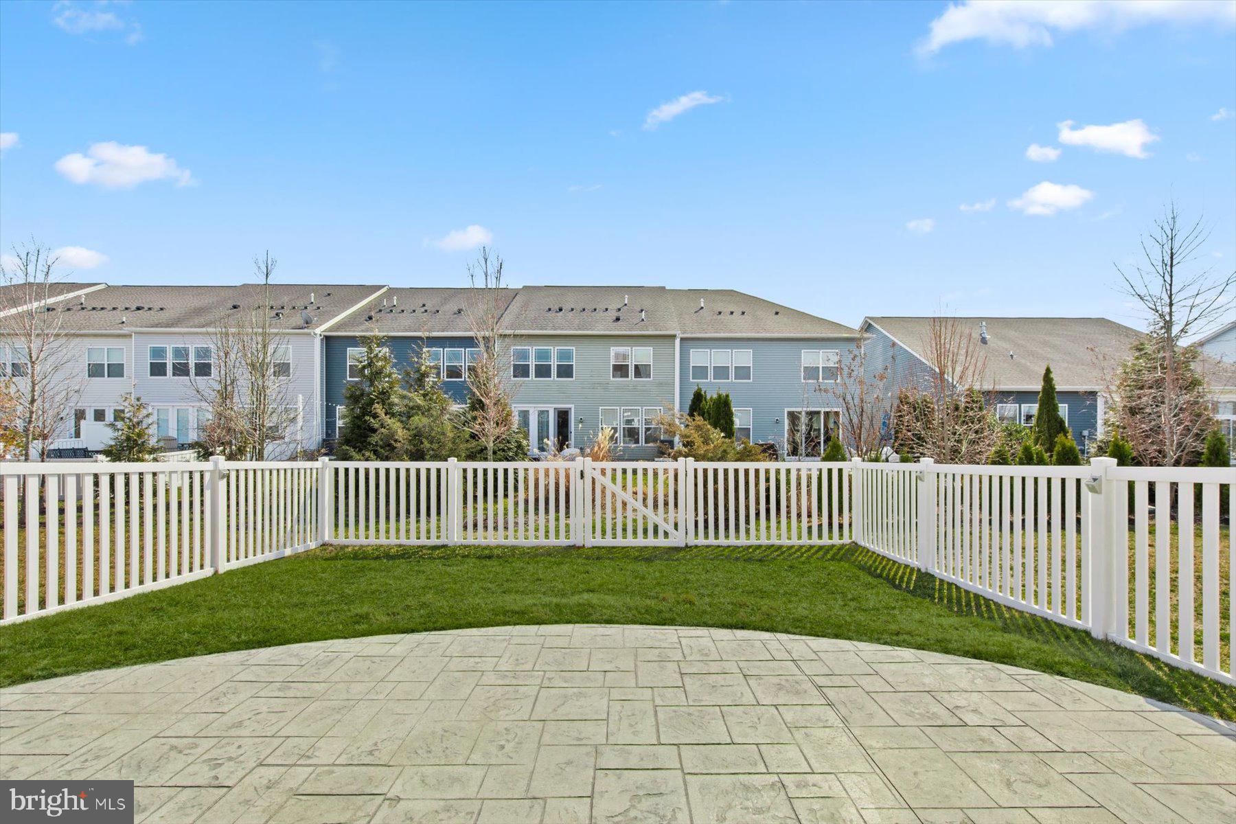 34310 GOOSEBERRY AVENUE