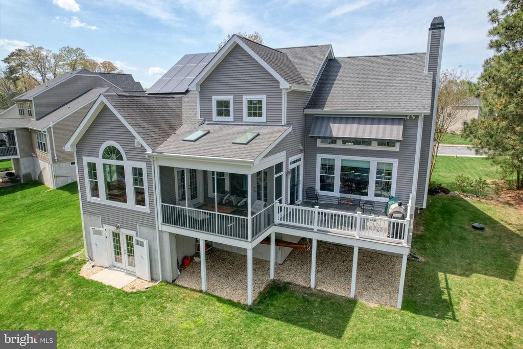 132 W SHORE DRIVE