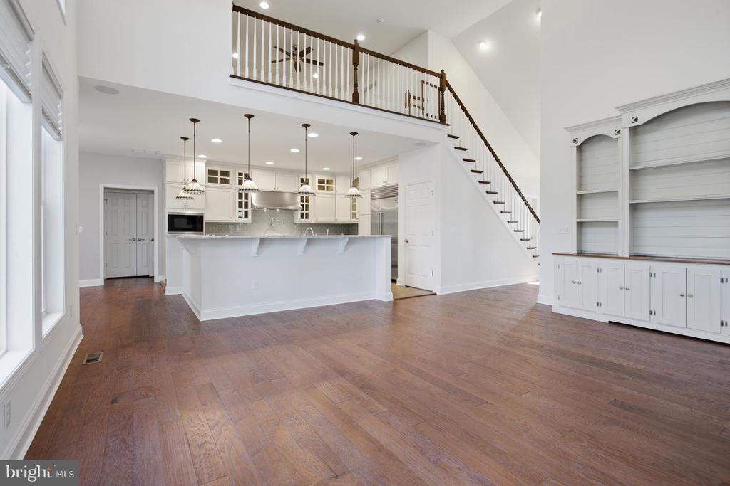 132 W SHORE DRIVE