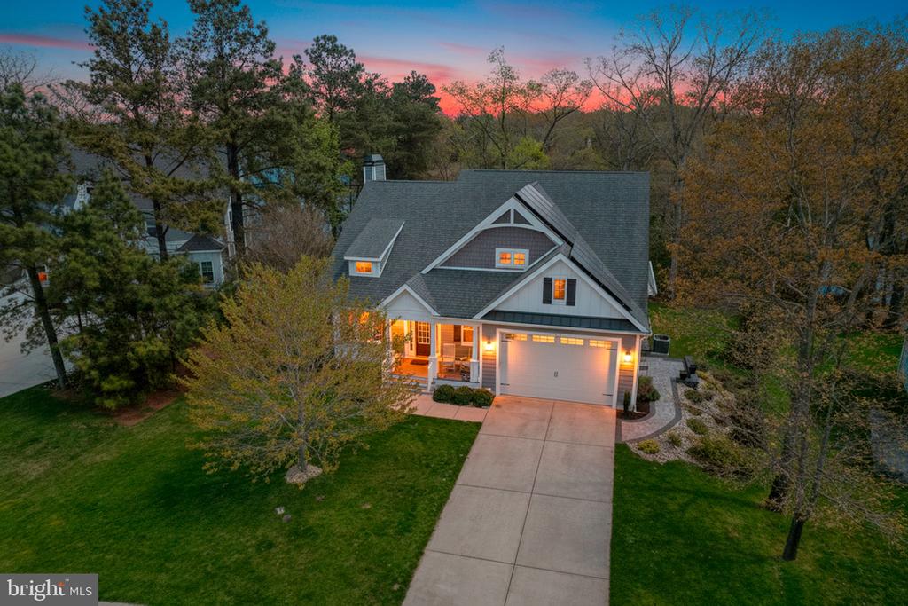 132 W SHORE DRIVE