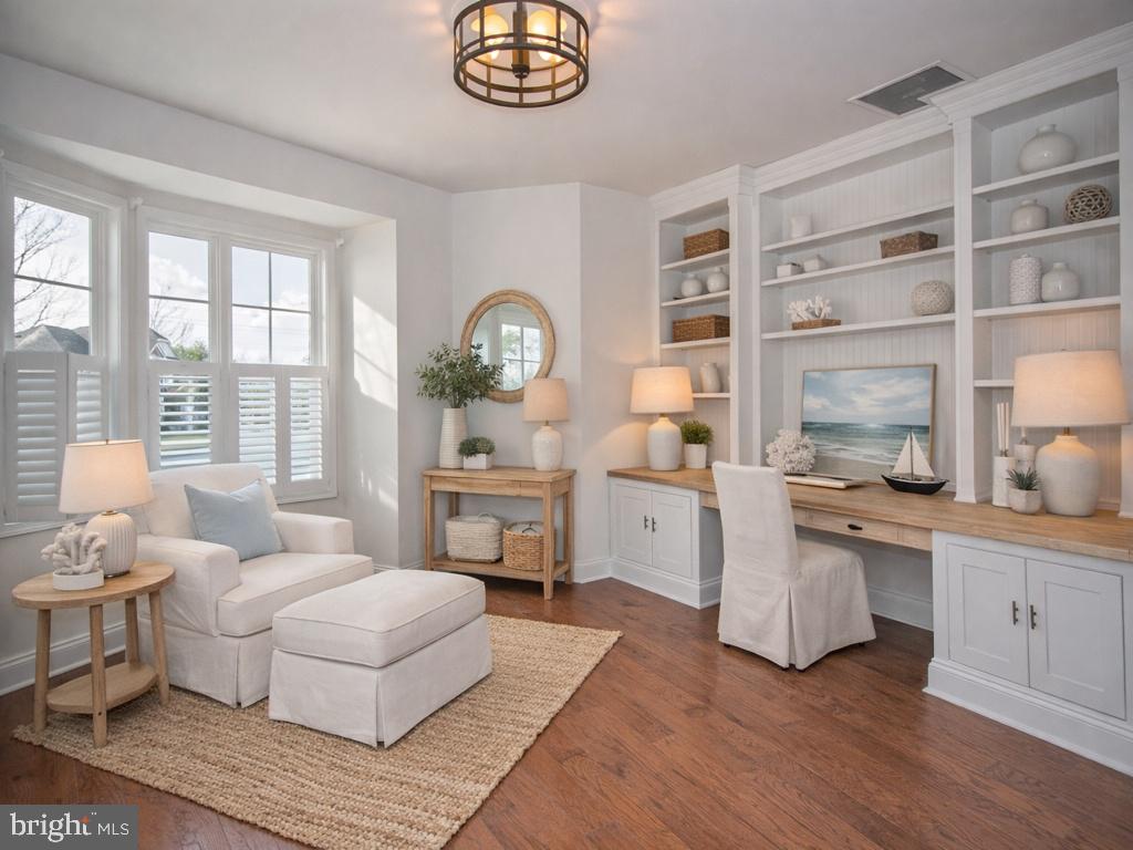 132 W SHORE DRIVE