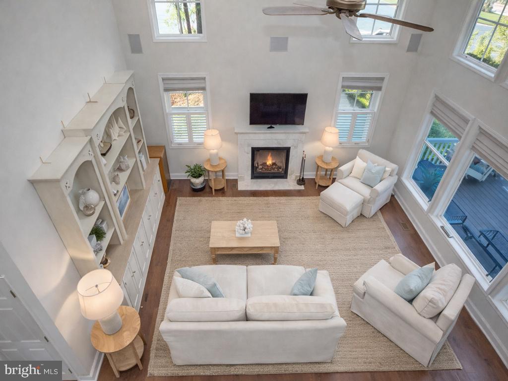132 W SHORE DRIVE
