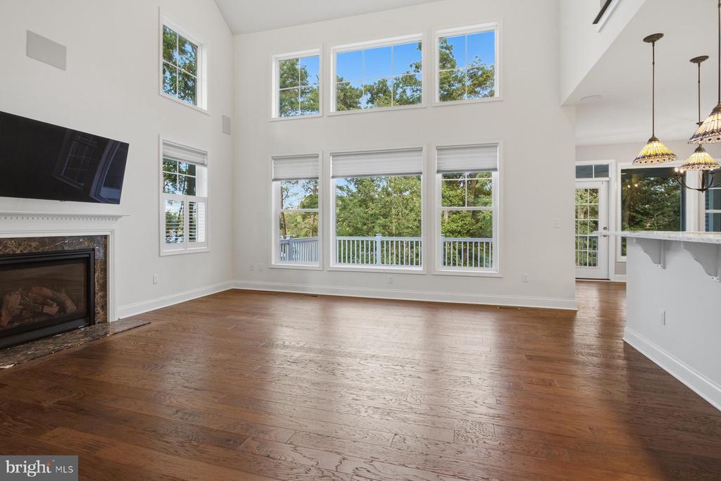 132 W SHORE DRIVE