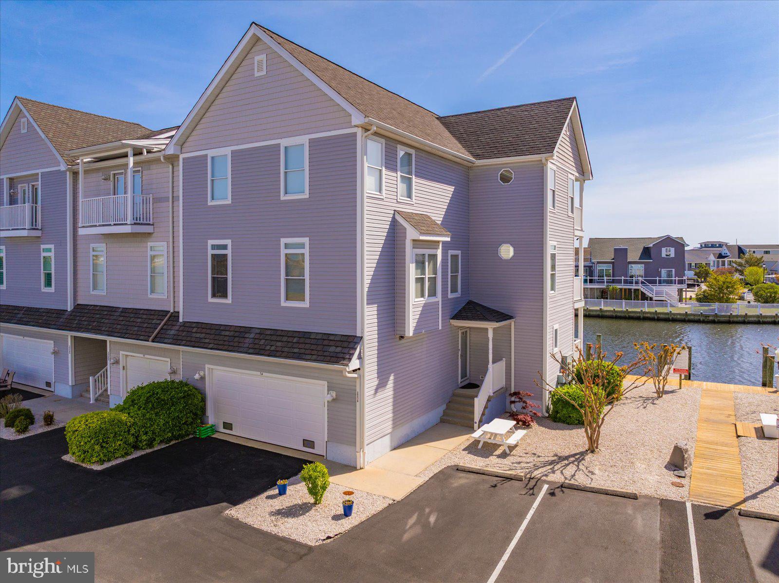 39078 BEACON DRIVE 18