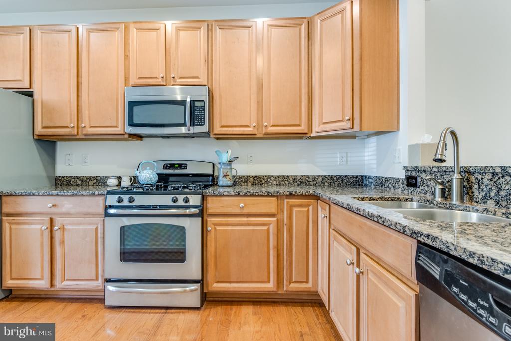 36338 RIDGESHORE LANE