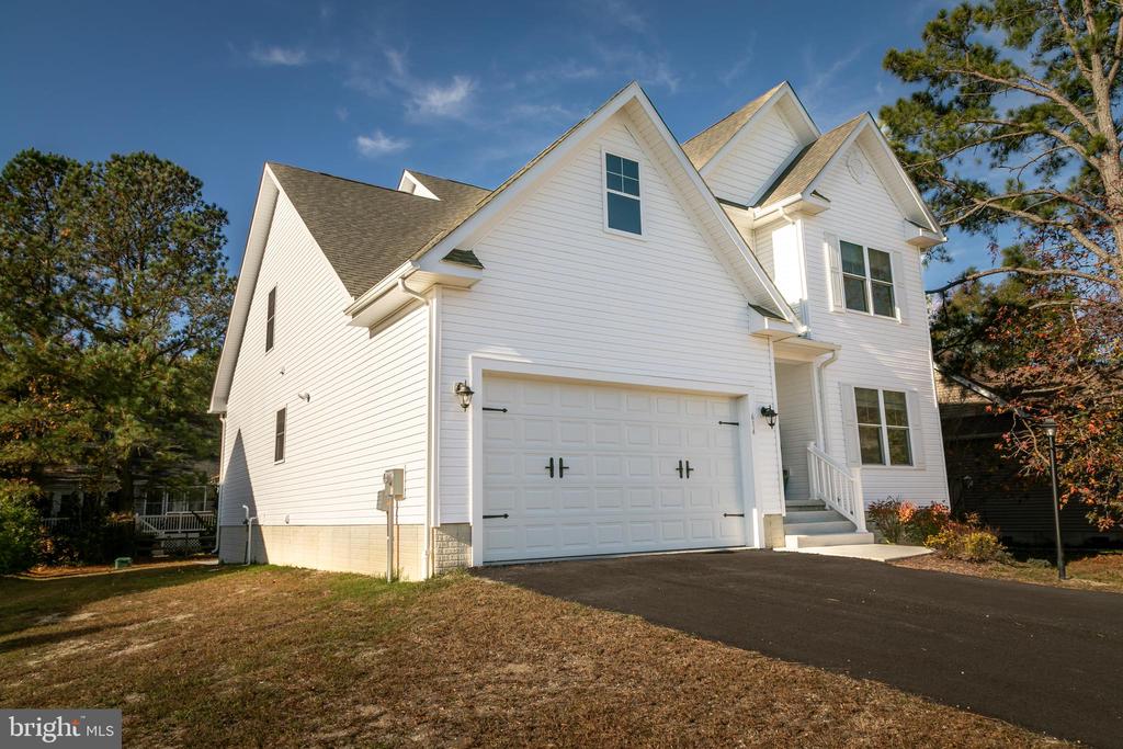 614 BETHANY LOOP