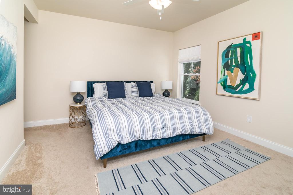 614 BETHANY LOOP