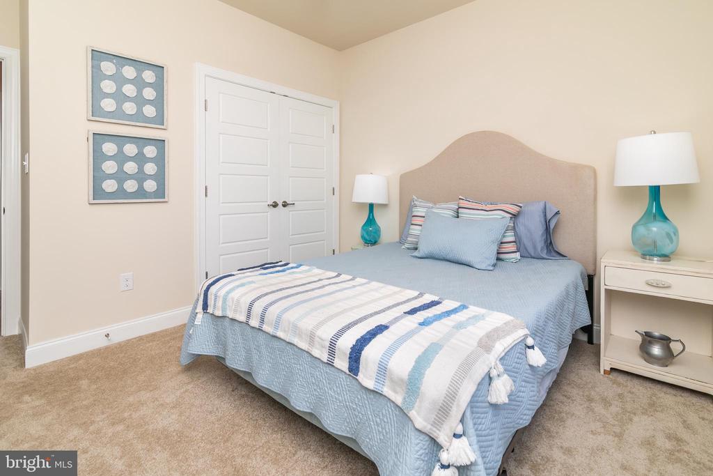 614 BETHANY LOOP