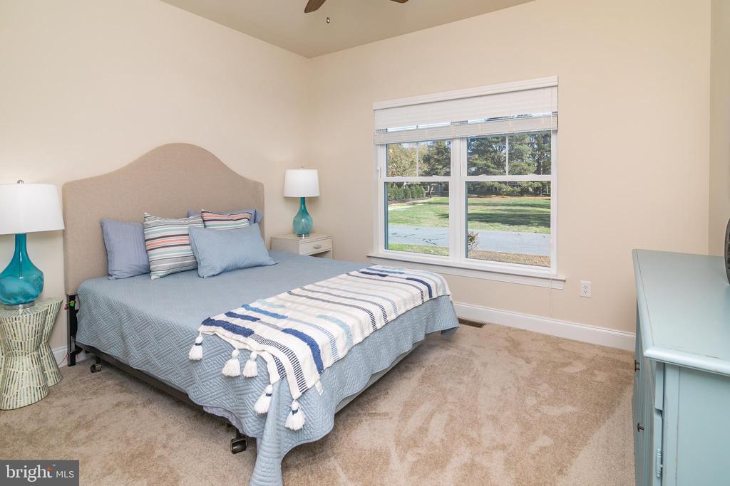 614 BETHANY LOOP