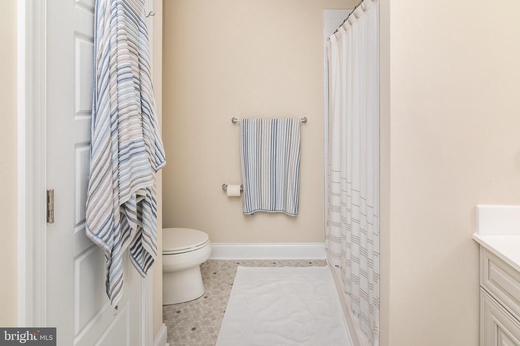 614 BETHANY LOOP