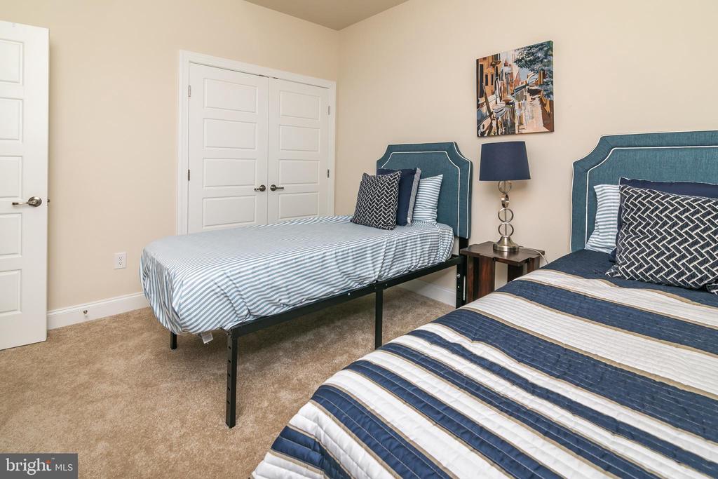 614 BETHANY LOOP