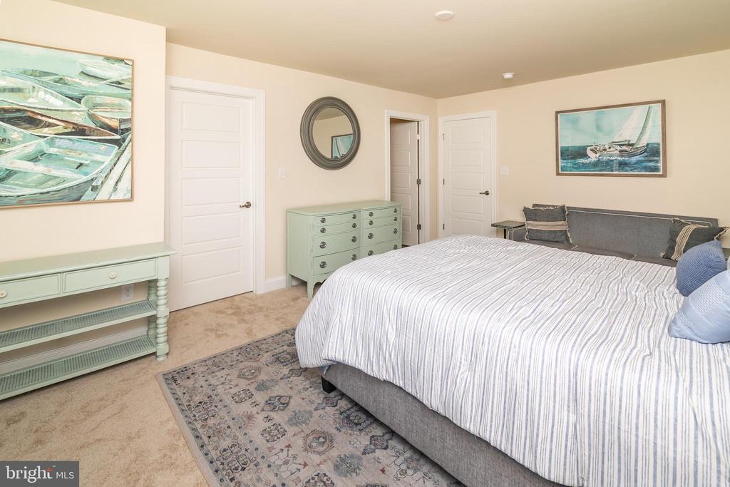 614 BETHANY LOOP
