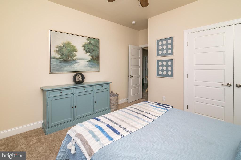 614 BETHANY LOOP