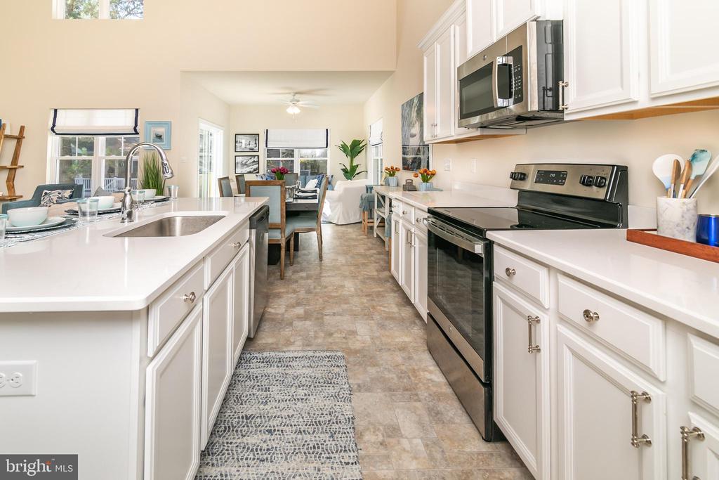 614 BETHANY LOOP