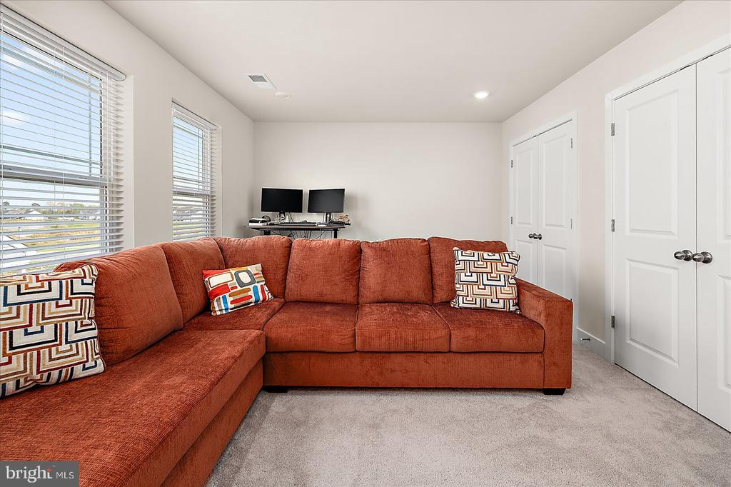 34207 GRAHAM CIRCLE