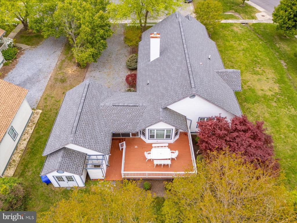 2 JOHNS COURT