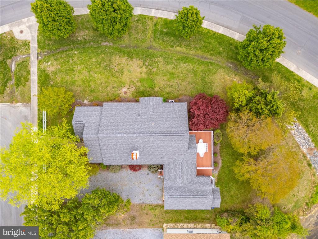 2 JOHNS COURT