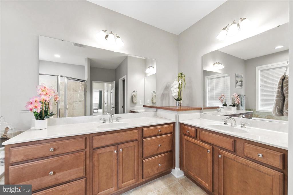 14447 CREEKSIDE CROSSING