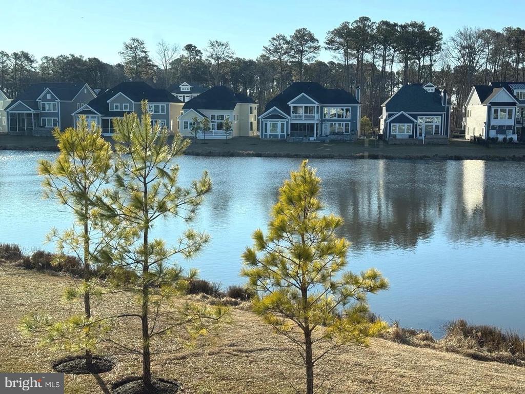 14447 CREEKSIDE CROSSING