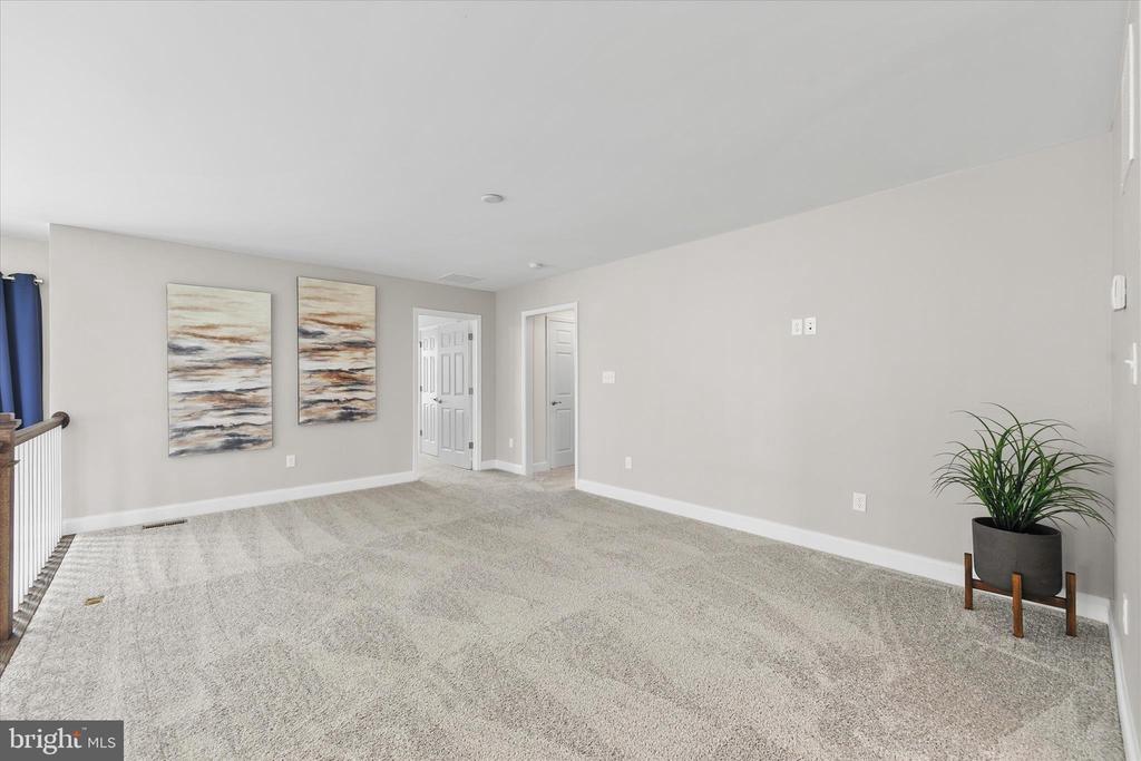 14447 CREEKSIDE CROSSING