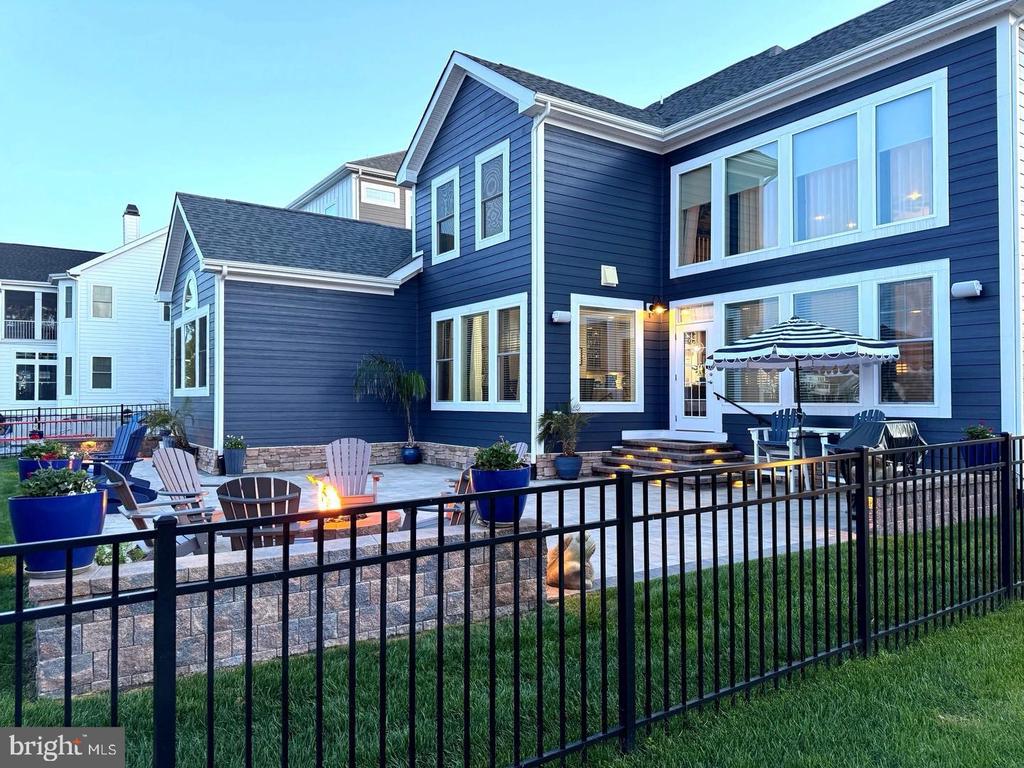 14447 CREEKSIDE CROSSING