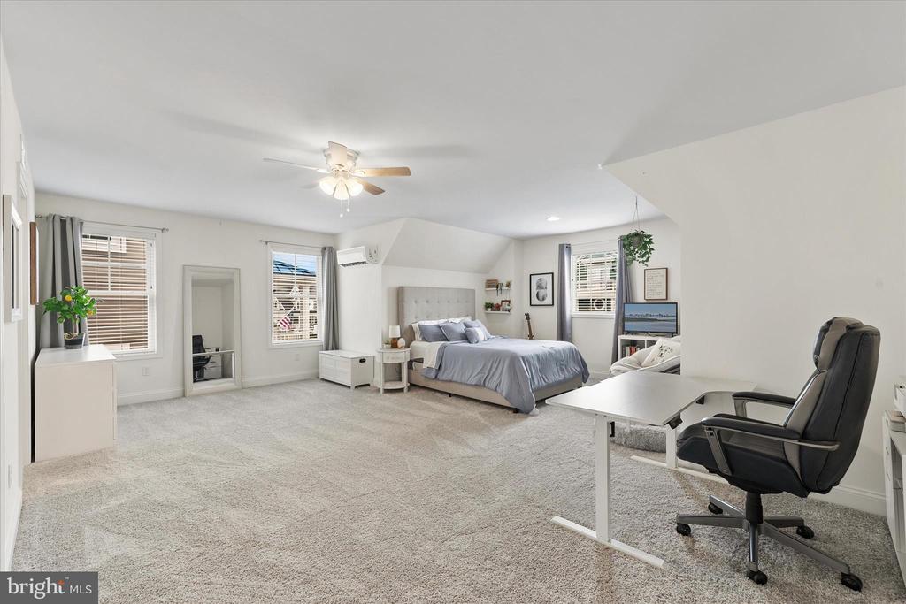 14447 CREEKSIDE CROSSING