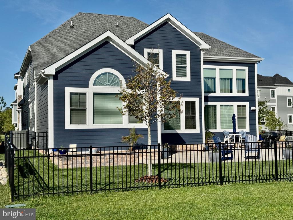 14447 CREEKSIDE CROSSING