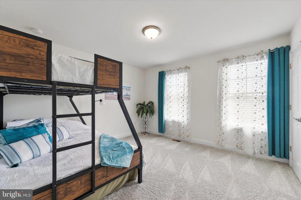 14447 CREEKSIDE CROSSING