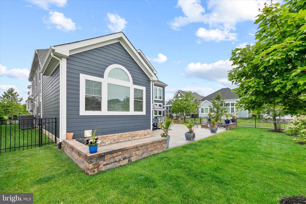 14447 CREEKSIDE CROSSING