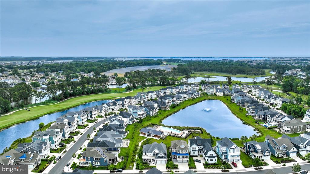 14447 CREEKSIDE CROSSING