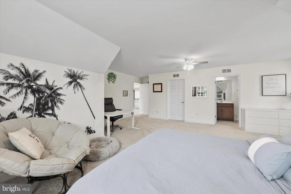 14447 CREEKSIDE CROSSING