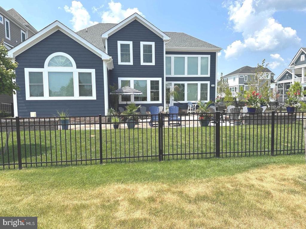 14447 CREEKSIDE CROSSING