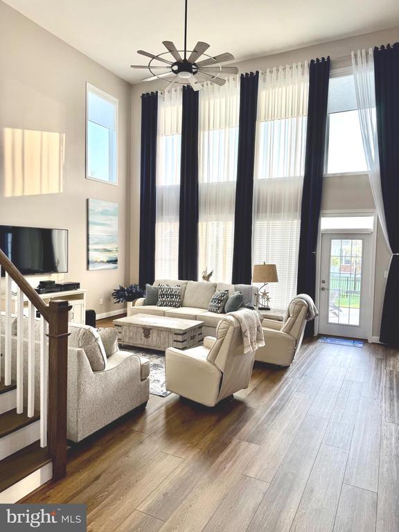 14447 CREEKSIDE CROSSING