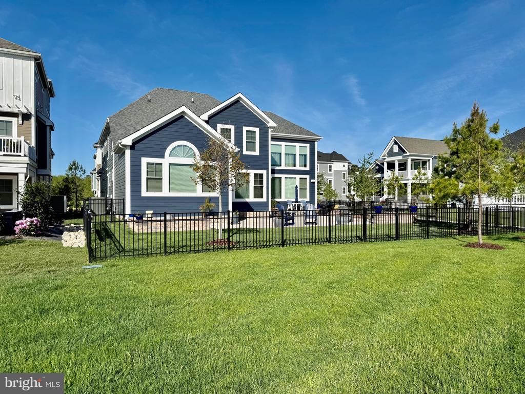14447 CREEKSIDE CROSSING